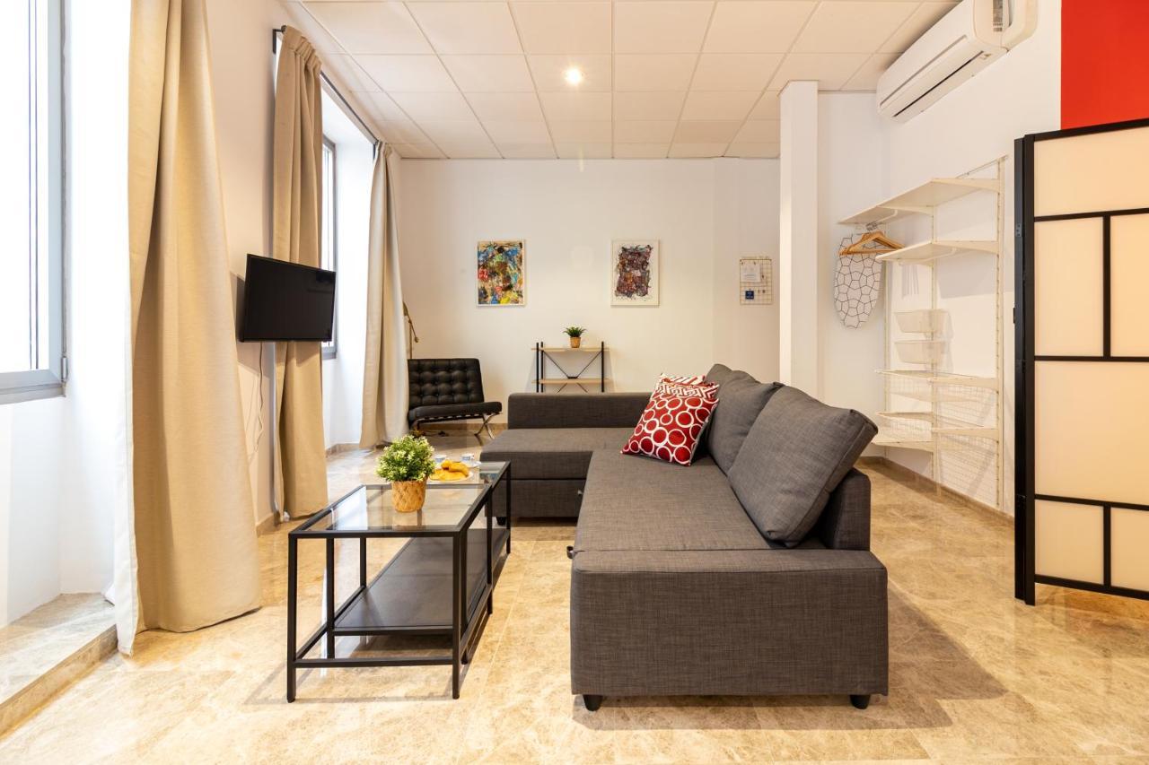 Saenz Gallery By Bossh! Malaga